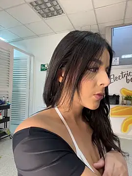 ArieliciousXXX online show from June 2026 01:14:01 PM