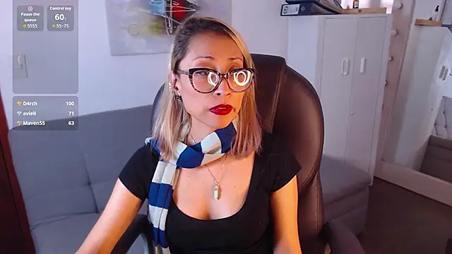 Snapshot of alexia_james_ chatting on March 2026 09:03:02 PM alexia james online show from March 2026 09:03:02 PM