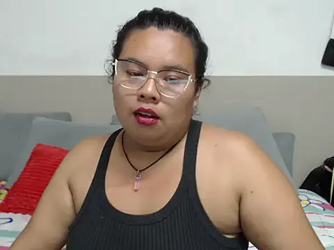 Snapshot of Charlotte_Rot2 chatting on October 2025 10:54:02 PM Charlotte Rot2 online show from October 2025 10:54:02 PM