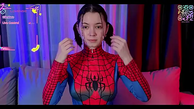 Snapshot of Show_Ray chatting on October 2025 07:24:02 PM Show Ray online show from October 2025 07:24:02 PM