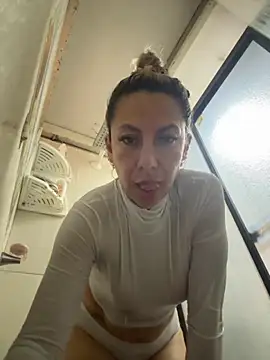 Snapshot of GisellTorres36 chatting on October 2025 05:35:01 PM GisellTorres36 online show from October 2025 05:35:01 PM