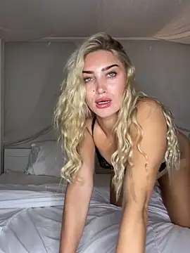 Aurii Angel online show from November 2025 01:27:01 AM