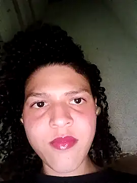 Larissinhamm online show from October 2025 05:26:02 AM