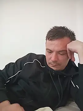 viktor1992-1-1 online show from June 2026 03:14:02 PM