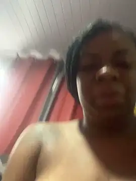 Snapshot of Priihmedeiros chatting on October 2025 02:28:01 PM Priihmedeiros online show from October 2025 02:28:01 PM