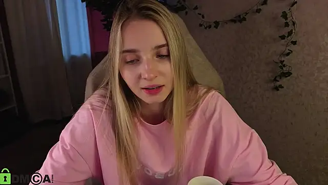 L1na Reeds online show from April 2026 02:27:02 AM
