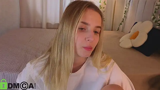 L1na Reeds online show from July 2026 01:08:01 AM