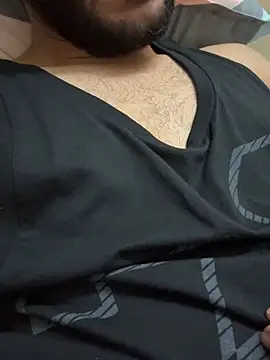 Elegant Guy online show from April 2026 06:12:01 PM