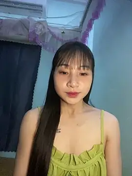 banlinh004 online show from May 2026 03:32:01 PM