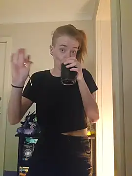 Snapshot of lonely_Cosplay_chick chatting on December 2025 03:08:02 PM lonely Cosplay chick online show from December 2025 03:08:02 PM