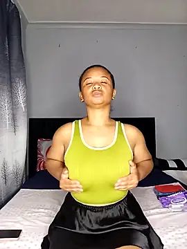 Sultrytits6 online show from October 2025 07:26:02 PM