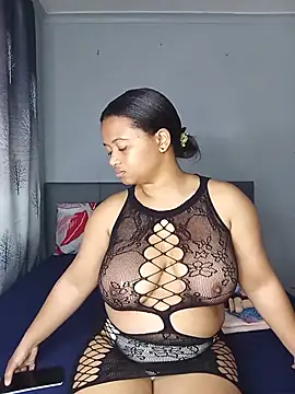 Snapshot of Sultrytits6 chatting on July 2026 11:18:01 PM Sultrytits6 online show from July 2026 11:18:01 PM