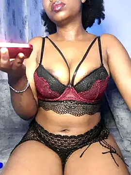 cocoluvx online show from November 2025 01:55:02 PM