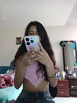 caramel doll   online show from November 2025 06:18:02 PM