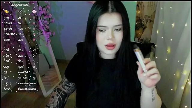 Mona Esty online show from April 2026 06:16:01 AM