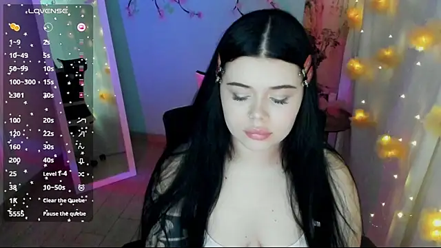 Mona Esty online show from July 2026 06:06:02 AM