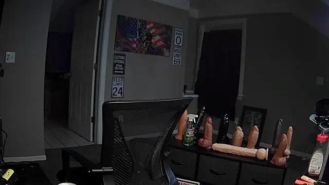 Snapshot of Michigan9000 chatting on October 2025 05:29:02 AM Michigan9000 online show from October 2025 05:29:02 AM