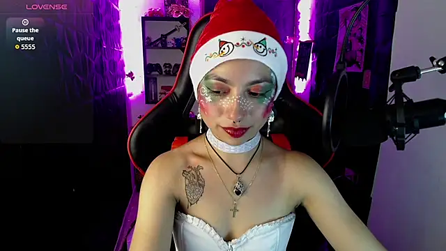 Snapshot of lunarichy22 chatting on December 2025 11:22:02 PM lunarichy22 online show from December 2025 11:22:02 PM