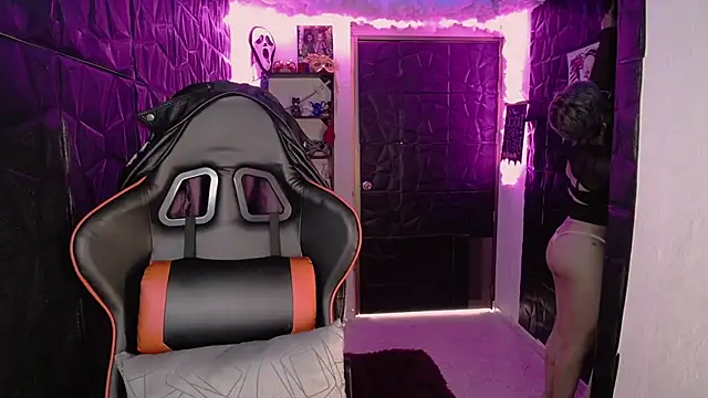 Snapshot of lunarichy22 chatting on February 2026 07:42:02 PM lunarichy22 online show from February 2026 07:42:02 PM