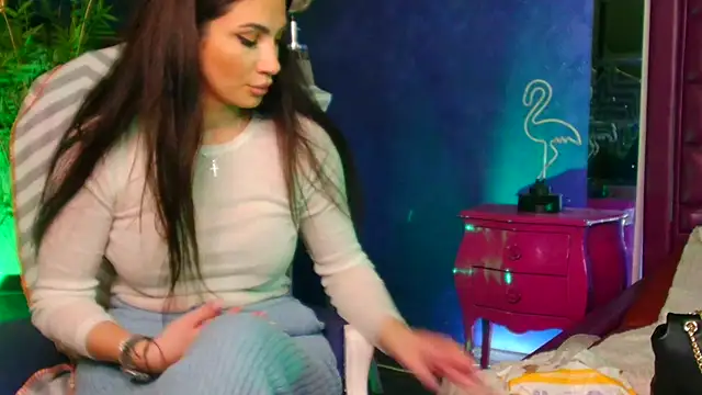 nicolepalmer online show from October 2025 05:21:01 PM