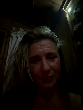 MimiMaee online show from October 2025 09:24:01 PM