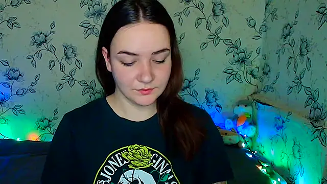 OliviaMontgommery online show from May 2026 09:37:01 AM