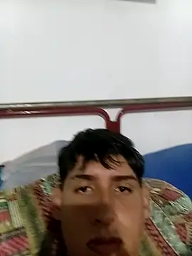 Luisneljc online show from January 2026 01:04:01 PM