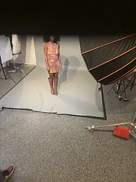 Snapshot of Giselledabodyyy chatting on October 2025 01:14:02 AM Giselledabodyyy online show from October 2025 01:14:02 AM