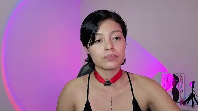 Qadeshoficial online show from June 2026 07:07:01 PM