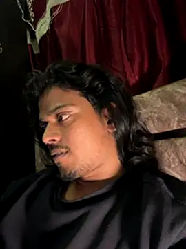 Ujjwallkumar0069 online show from December 2025 05:52:02 PM