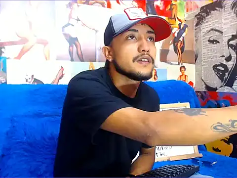 Snapshot of dazo_vnzl12 chatting on October 2025 12:55:01 AM dazo vnzl12 online show from October 2025 12:55:01 AM