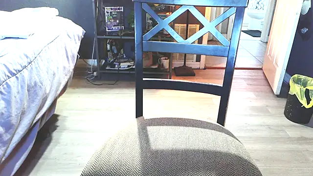 Tommy Love23 online show from March 2026 05:40:01 PM