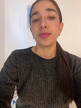 Snapshot of SabrinaEvanss_ chatting on February 2026 06:34:02 PM SabrinaEvanss online show from February 2026 06:34:02 PM