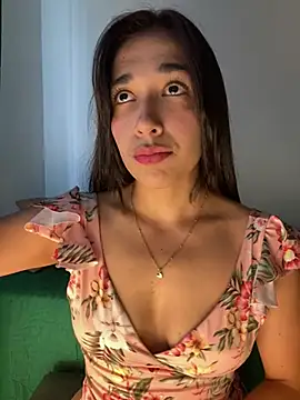 Snapshot of SabrinaEvanss_ chatting on April 2026 08:20:02 PM SabrinaEvanss online show from April 2026 08:20:02 PM