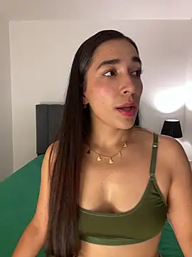 SabrinaEvanss  online show from May 2026 06:48:02 PM