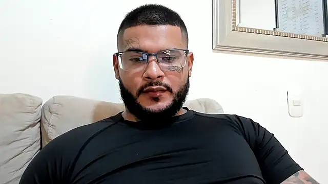 Snapshot of MICHELL_ARTHUS_ chatting on August 2026 12:35:02 AM MICHELL ARTHUS online show from August 2026 12:35:02 AM