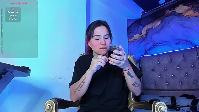 Nixielee  online show from October 2025 07:38:02 PM