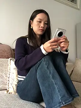 Mile-m online show from February 2026 02:43:01 AM