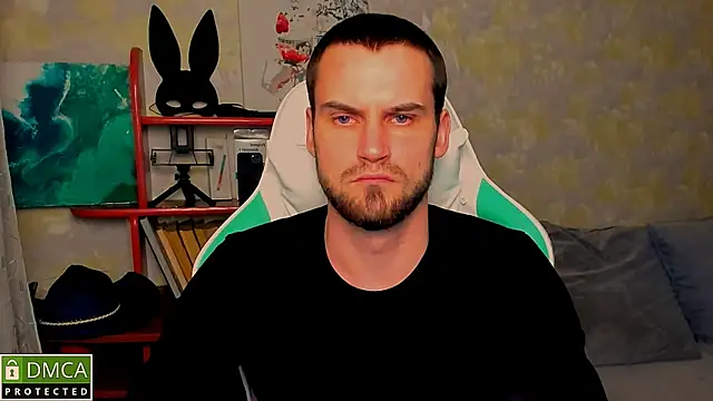 Iveraan online show from October 2025 06:27:02 PM