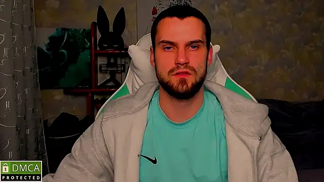 Iveraan online show from October 2025 07:12:02 PM