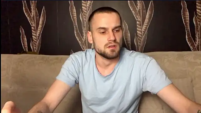 Iveraan online show from October 2025 06:28:02 PM