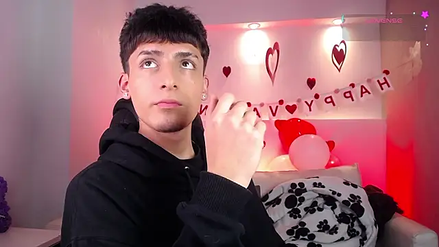 MateoMitchell online show from February 2026 04:52:01 AM