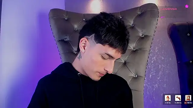 MateoMitchell online show from February 2026 04:43:02 AM