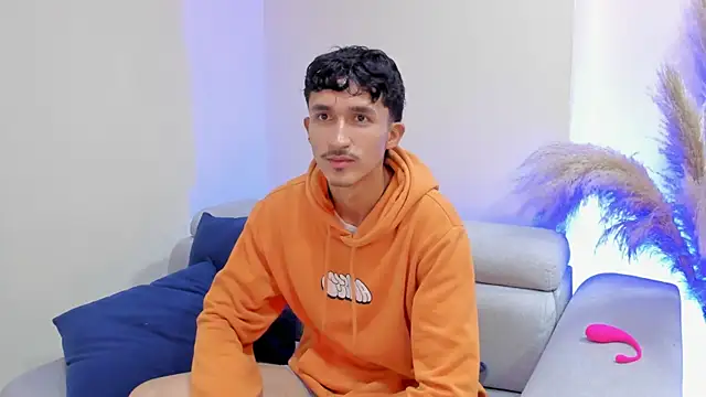 TOBIASFERRER online show from October 2025 12:47:02 PM