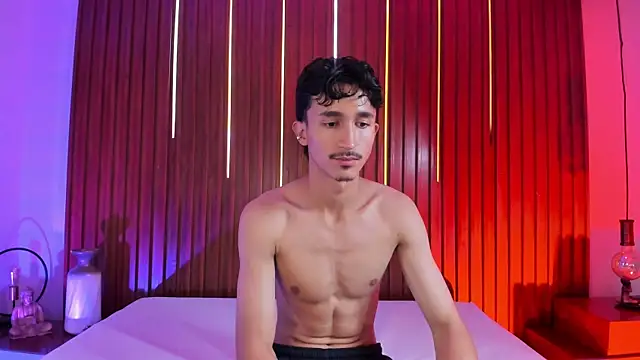 TOBIASFERRER online show from October 2025 01:01:01 PM