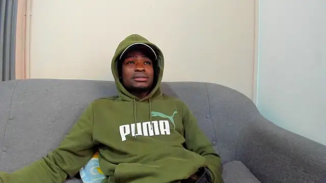 Snapshot of COMPTON_01 chatting on October 2025 01:21:01 PM COMPTON 01 online show from October 2025 01:21:01 PM