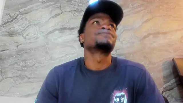 Snapshot of COMPTON_01 chatting on October 2025 03:51:01 AM COMPTON 01 online show from October 2025 03:51:01 AM