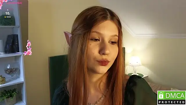 Eileen Burton online show from December 2025 06:36:02 PM