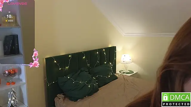 Eileen Burton online show from December 2025 06:15:01 PM