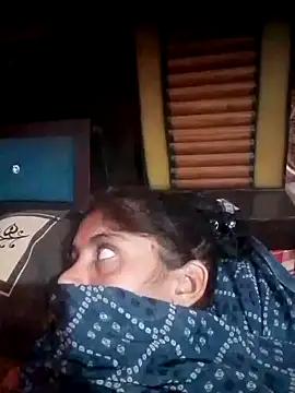 Snapshot of CWEETY-12 chatting on October 2025 01:45:02 PM CWEETY-12 online show from October 2025 01:45:02 PM